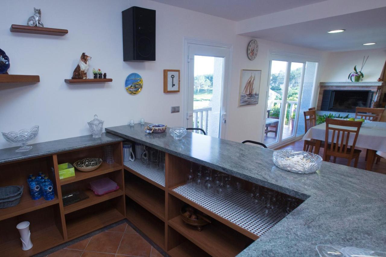Hospedium Galitrips Vila Maruja Corme ภายนอก รูปภาพ