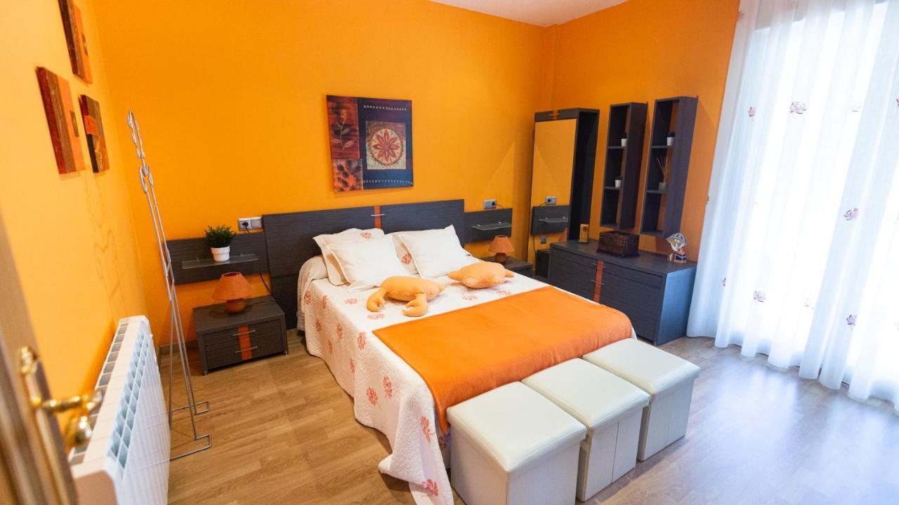 Hospedium Galitrips Vila Maruja Corme ภายนอก รูปภาพ