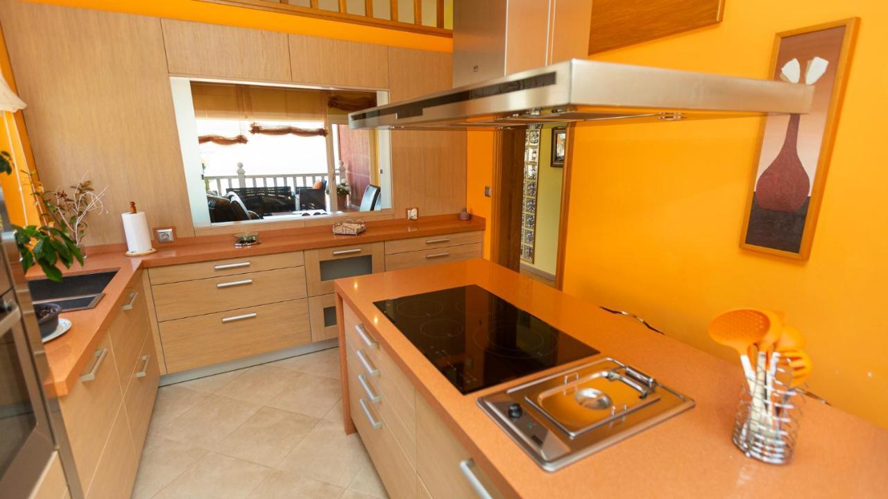 Hospedium Galitrips Vila Maruja Corme ภายนอก รูปภาพ