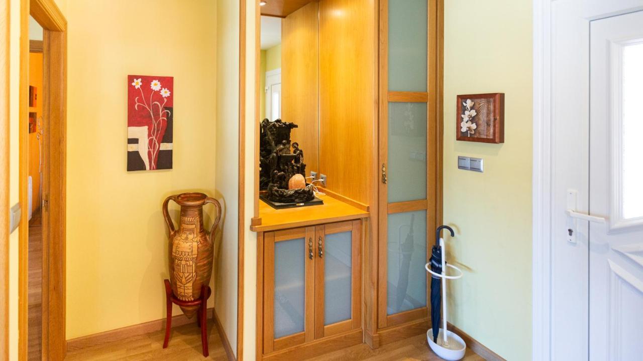 Hospedium Galitrips Vila Maruja Corme ภายนอก รูปภาพ